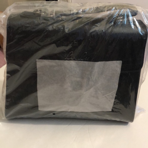 LouLu purse w/ shoulder strap - Picture 11 of 11